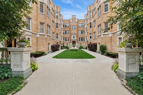 2b-245 Washington Blvd, Oak Park, IL, 60302-4138 | Card Image