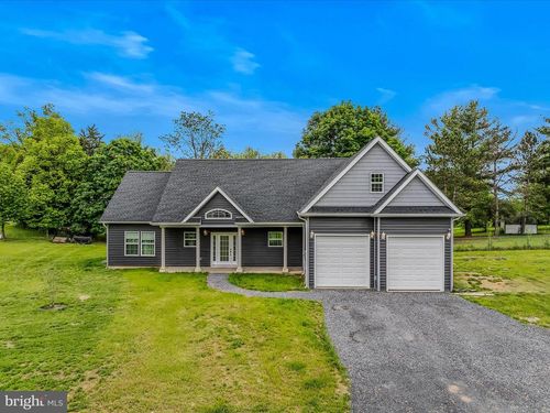 45 Baywatch Ln, INWOOD, WV, 25428-3154 | Card Image