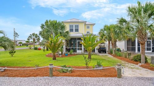 140 Ponce De Leon St, Port St. Joe, FL, 32456 | Card Image