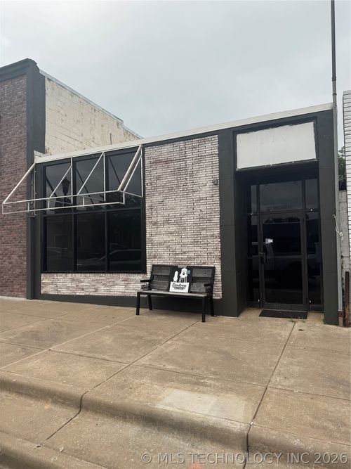 123 S Broadway, Coweta, OK, 74429-4101 | Card Image