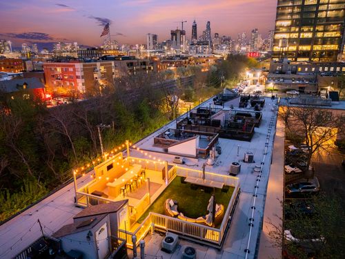 219-400 N Racine Ave, Chicago, IL, 60642-6096 | Card Image