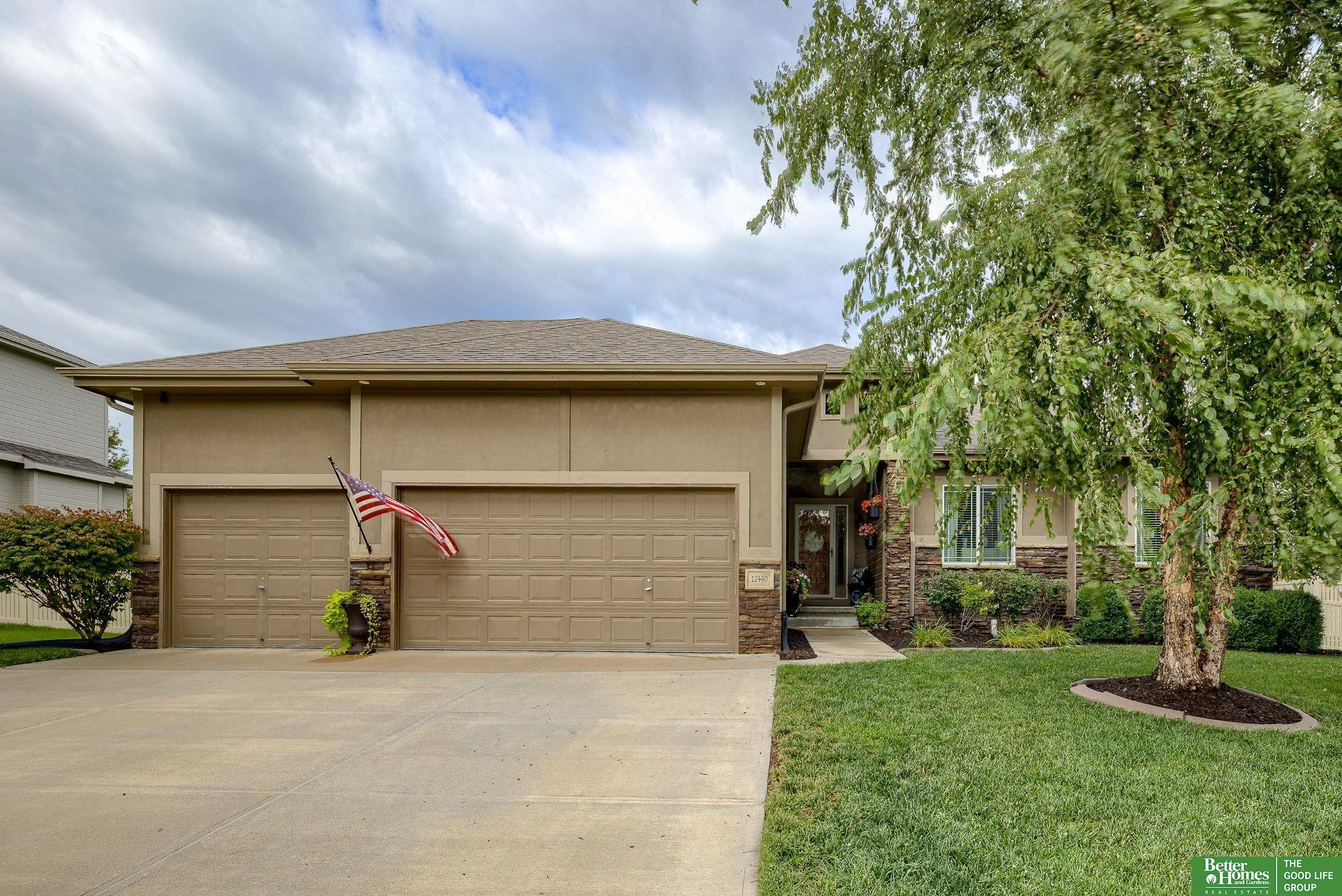 82nd St, Papillion, NE 68046