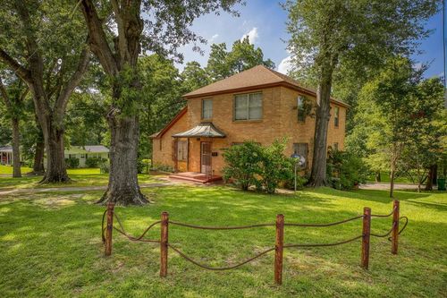 21 Rambling Rd, Palestine, TX, 75801-4655 | Card Image