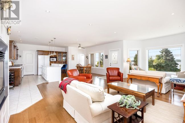 163 Harbourview Dr, House other with 2 bedrooms, 2 bathrooms and null parking in North Rustico PE | Image 9