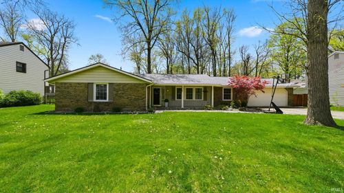 6436 Centerton Dr, Fort Wayne, IN, 46815-7829 | Card Image