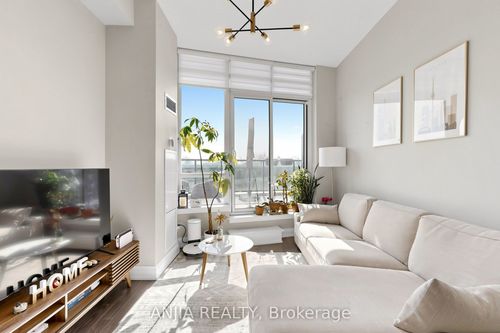 331-7161 Yonge St, Thornhill, ON, L3T0C8 | Card Image