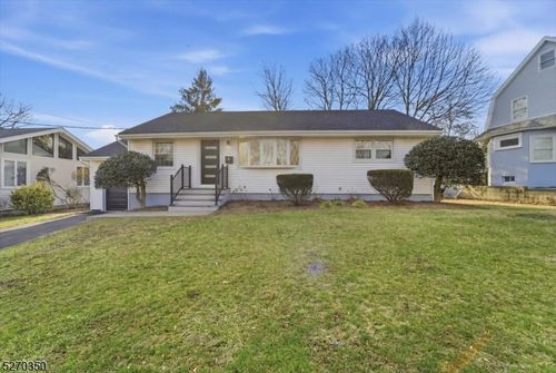 41 High St, Nutley, NJ, 07110-1133 | Card Image