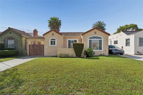 1922 W 84th St, Los Angeles, CA, 90047-2907 | Card Image
