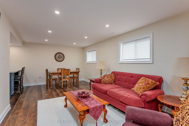 239 Centre St, House other with 4 bedrooms, 2 bathrooms and 6 parking in Angus ON | Image 20