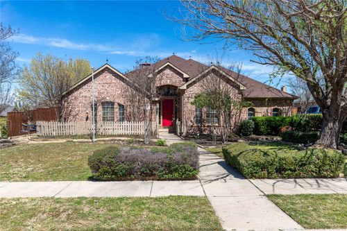 201 Oregon Trl, Argyle, TX, 76226-3925 | Card Image