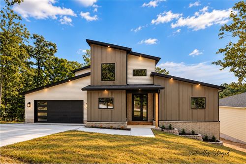 15 Ettrick Ln, Bella Vista, AR, 72715-3300 | Card Image