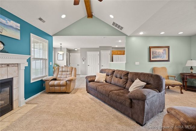 8435 Aberdeen Ln, Home with 3 bedrooms, 2 bathrooms and null parking in Charlestown IN | Image 19