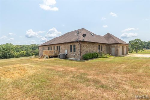 1107 County Road 462, Poplar Bluff, MO, 63901-6327 | Card Image