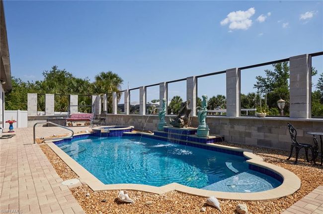 Salt water heated pool | Image 23