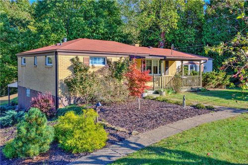 135 Paul St, Freedom, PA, 15042-2417 | Card Image