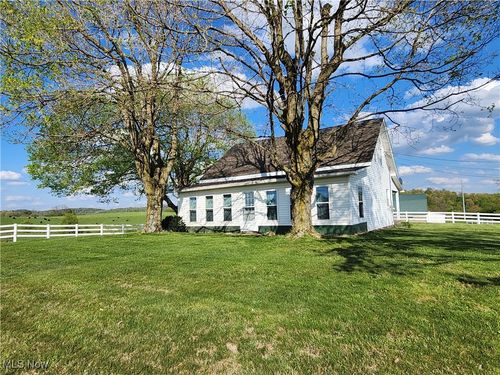 19700 Cadiz Rd, Quaker City, OH, 43773-9732 | Card Image