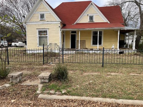 309 Poplar St, Italy, TX, 76651-3561 | Card Image