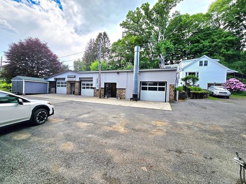 46-1/2 Old Sturbridge Rd, Southbridge, MA, 01550 | Card Image