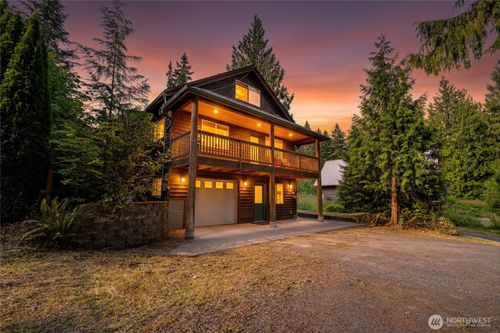 11062 Whistler Ln, Deming, WA, 98244-4510 | Card Image