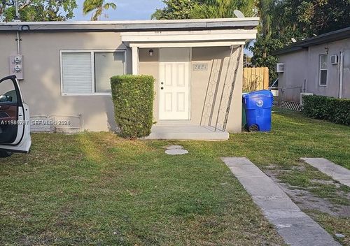 2821-2821 Sw 39th Ave, Miami, FL, 33134-7351 | Card Image