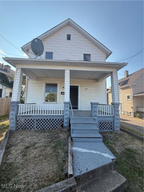 1005 Dewalt Ave Nw, Canton, OH, 44703-2047 | Card Image