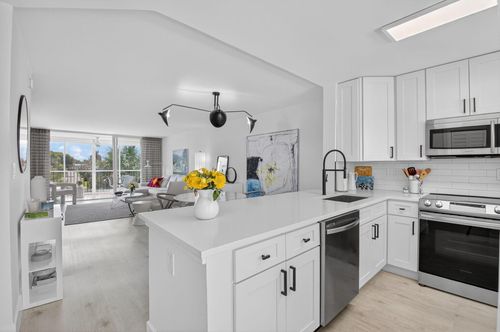 apt-358-930 Dogwood Dr, Delray Beach, FL, 33483-4935 | Card Image