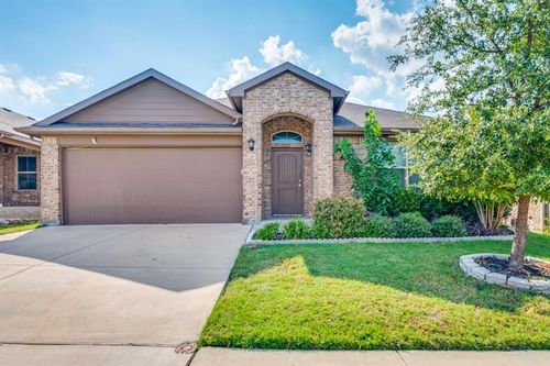 8429 Artesian Springs Drive, Fort Worth, TX, 76131 | Card Image