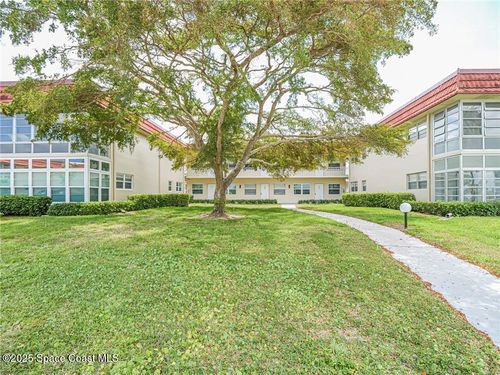 apt-205-41 Woodland Dr, VERO BEACH, FL, 32962-3777 | Card Image