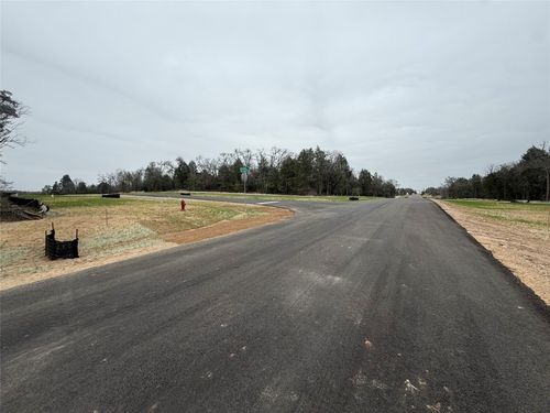 158 Los Robles Rd, Elgin, TX, 78621-2770 | Card Image