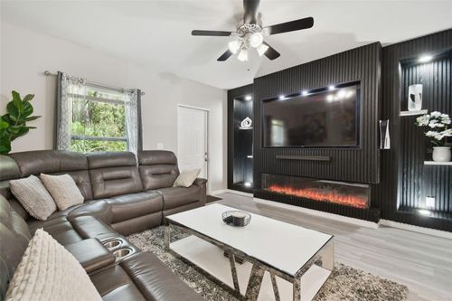 4465 Har Paul Cir, TAMPA, FL, 33614-1720 | Card Image