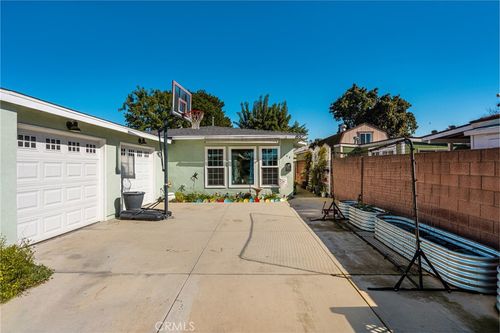 151 S Parker Street, Orange, CA, 92868 | Card Image