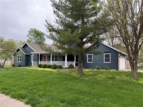 1729 S Maple St, Ottawa, KS, 66067-3857 | Card Image