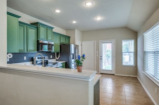9032 Eagle Dr, House other with 3 bedrooms, 2 bathrooms and null parking in Providence Village TX | Image 6