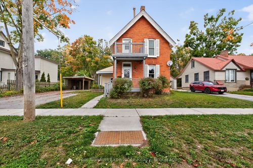 300 Harvey St, Orillia, ON, L3V3M4 | Card Image