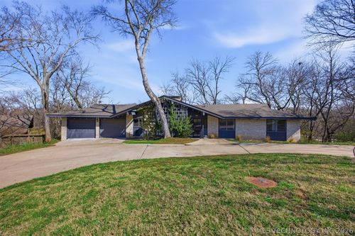 2108 Skyline Pl, Bartlesville, OK, 74006-6139 | Card Image