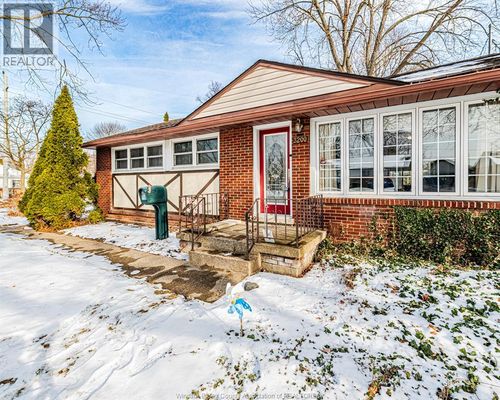 3200 Everts Ave, Windsor, ON, N9E2V8 | Card Image