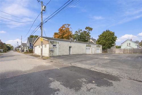 1-33 Maple Avenue, East Providence, RI, 02915 | Card Image