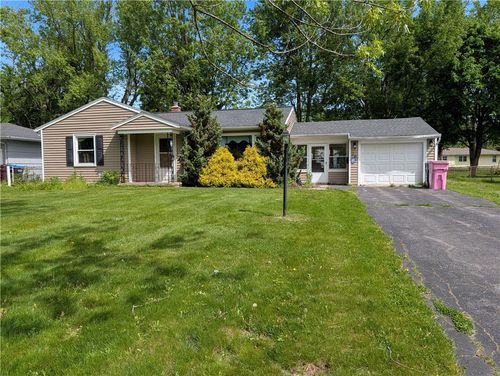 28 Ranch Village Ln, Gates, NY, 14624-2857 | Card Image