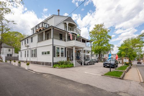 39-35-39 Holland Ave, Bar Harbor, ME, 04609-1433 | Card Image