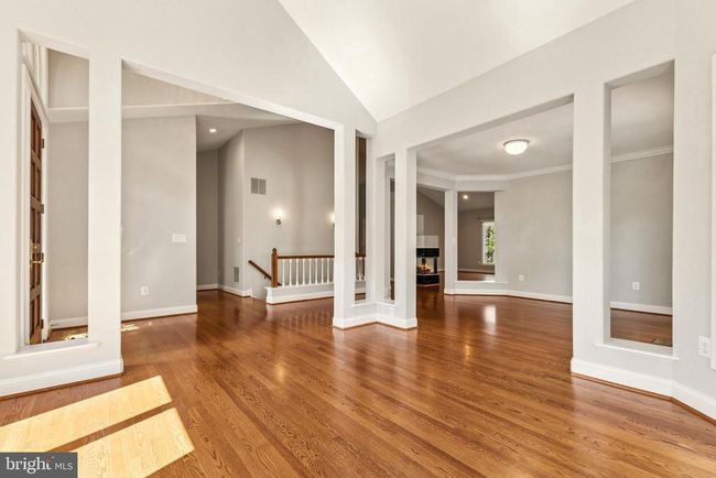 8092 Crooked Oaks Ct, House other with 3 bedrooms, 3 bathrooms and null parking in GAINESVILLE VA | Image 17