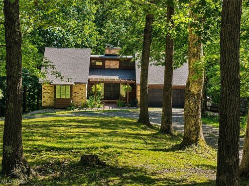 580 Ridgewood Blvd, Belpre, OH, 45714-8226 | Card Image