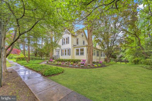 329 Dickinson Ave, SWARTHMORE, PA, 19081-2002 | Card Image