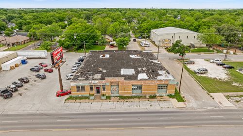 1102 W Henderson St, Cleburne, TX, 76033-8724 | Card Image