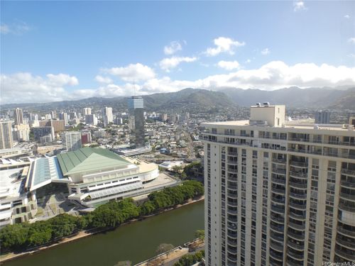 3406-400 Hobron Ln, Honolulu, HI, 96815-1208 | Card Image