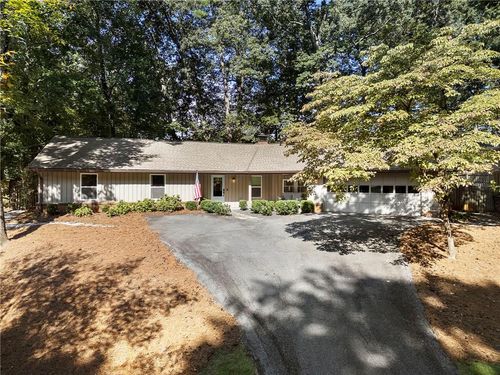 5231 Seaton Dr, Dunwoody, GA, 30338-4534 | Card Image