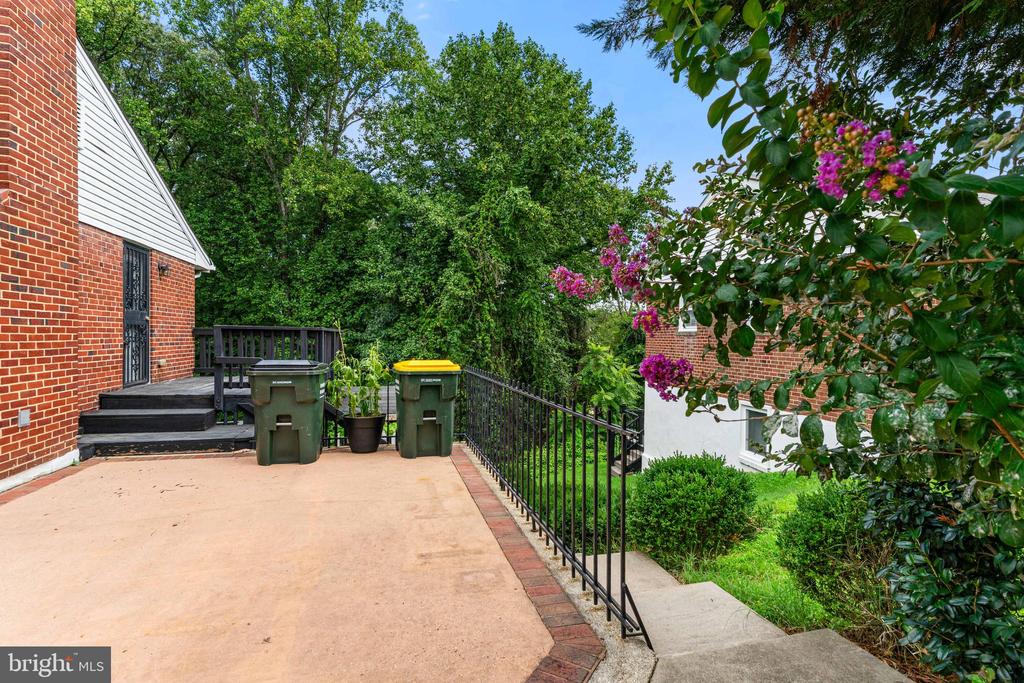Residential Lease in SPRINGFIELD 5