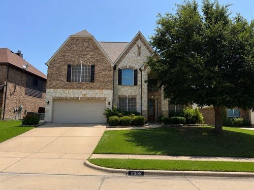 1008 Linden Dr, Burleson, TX, 76028-8400 | Card Image
