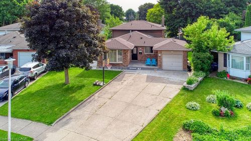 280 Regal Dr, London, ON, N5Y4Z9 | Card Image