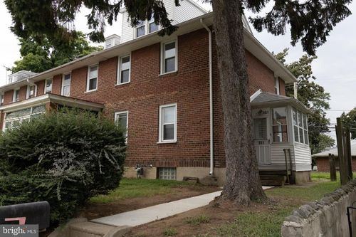 551 Jansen Ave, ESSINGTON, PA, 19029-1107 | Card Image