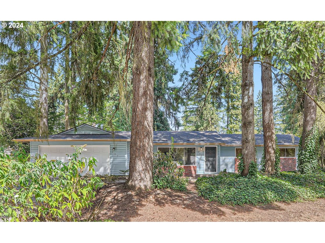 Hearthwood Blvd, Vancouver, WA 98684